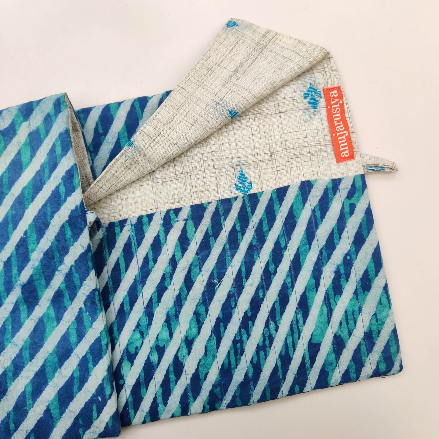 Batik Stripe Brush roll | Turn into a A5 Notebook folder | Tie around waist when painting
