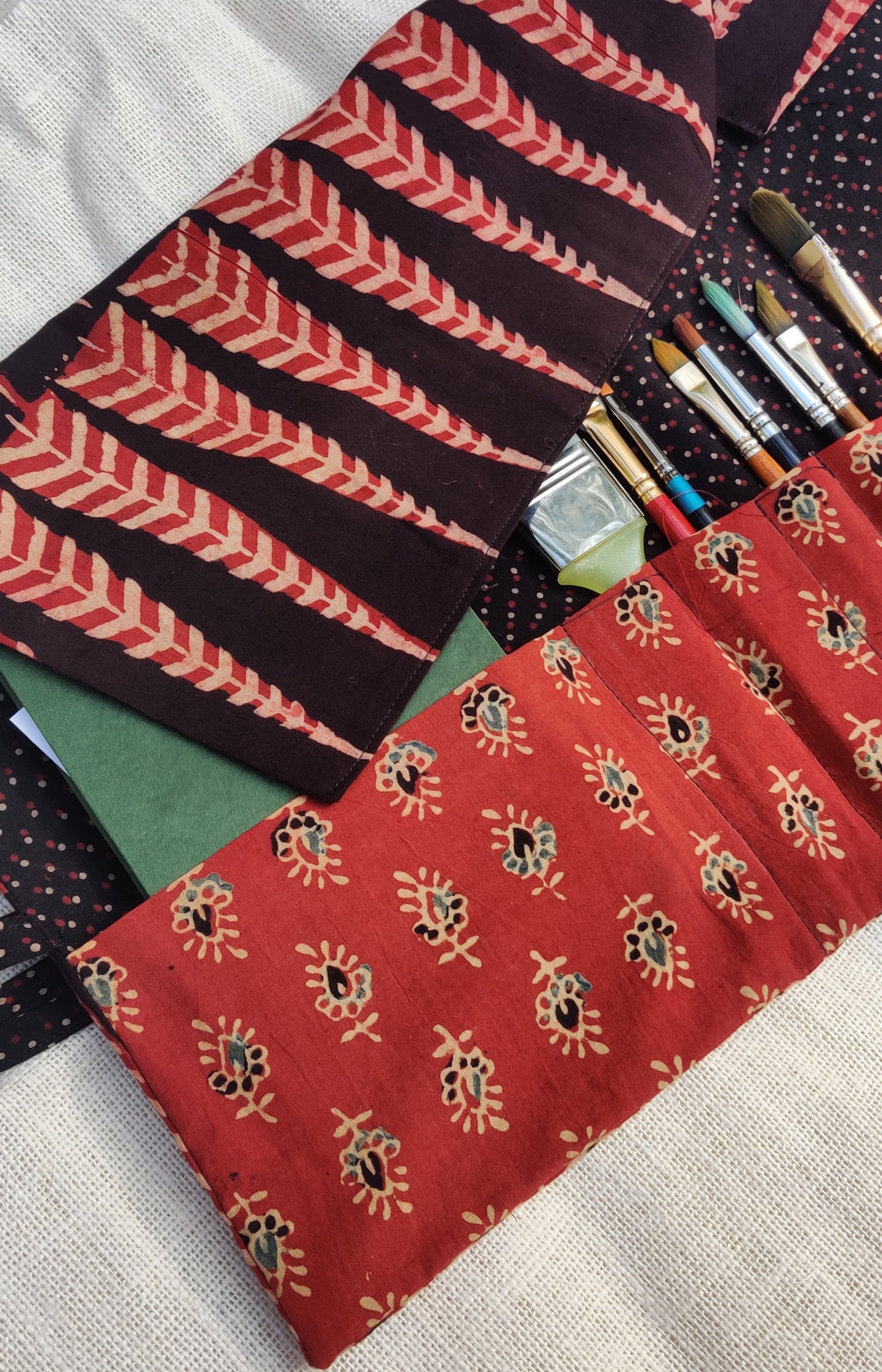 Brush roll up case | Turn into a A5 Notebook folder | Tie around waist when painting